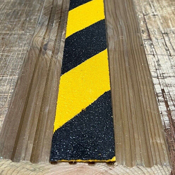 Non Slip GRP Hazard Decking Strips High Visibility for Slippery Decks