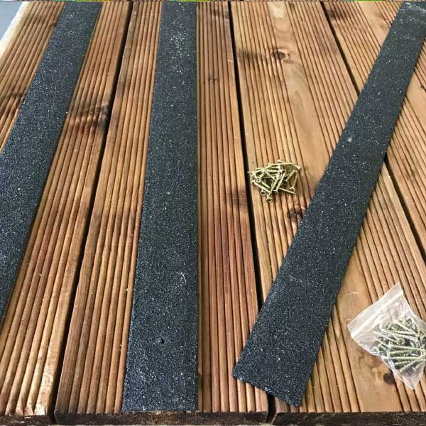 Pre Drilled 50mm Anti Slip GRP Decking Strips For Slippery Decking